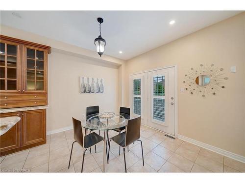 1030 Lonsdale Lane, Oakville, ON - Indoor Photo Showing Dining Room