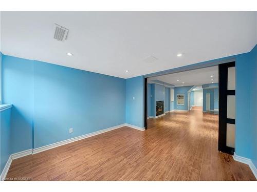 1030 Lonsdale Lane, Oakville, ON - Indoor Photo Showing Other Room