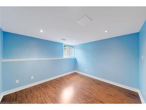 1030 Lonsdale Lane, Oakville, ON - Indoor Photo Showing Other Room