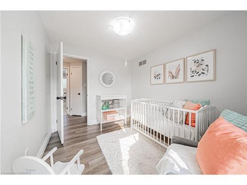 557 Holly Avenue, Milton, ON - Indoor Photo Showing Bedroom