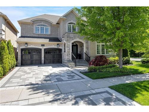 175 Beechtree Crescent, Oakville, ON - Outdoor With Facade