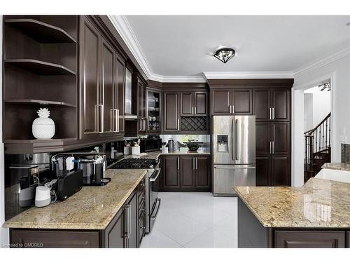 175 Beechtree Crescent, Oakville, ON - Indoor Photo Showing Kitchen With Stainless Steel Kitchen With Upgraded Kitchen