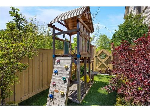 175 Beechtree Crescent, Oakville, ON - Outdoor