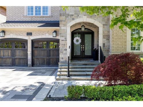 175 Beechtree Crescent, Oakville, ON - Outdoor With Facade