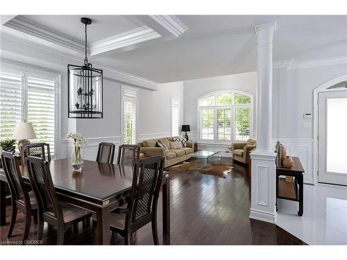 175 Beechtree Crescent, Oakville, ON - Indoor Photo Showing Dining Room