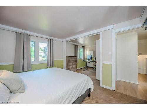 532 Churchill Avenue, Milton, ON - Indoor Photo Showing Bedroom