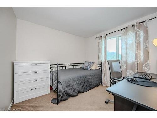 532 Churchill Avenue, Milton, ON - Indoor Photo Showing Bedroom