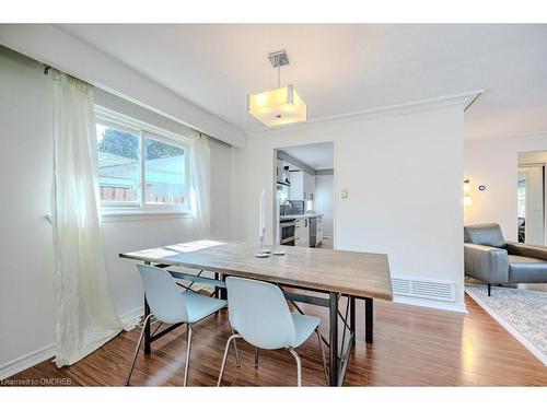 532 Churchill Avenue, Milton, ON - Indoor Photo Showing Dining Room