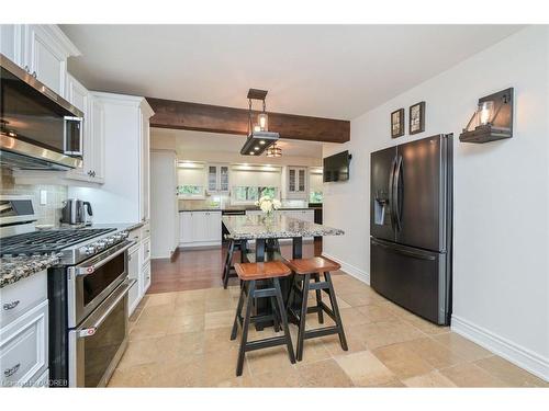 1643 Sumach Road, Caledon, ON - Indoor Photo Showing Kitchen