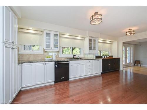 1643 Sumach Road, Caledon, ON - Indoor Photo Showing Kitchen