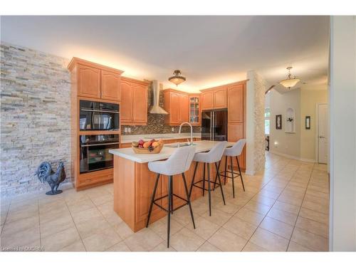 2386 Wasaga Drive, Oakville, ON 