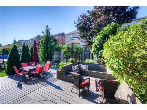 2386 Wasaga Drive, Oakville, ON 