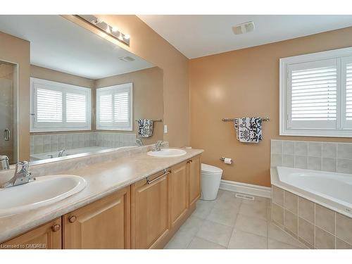 2452 Northridge Trail, Oakville, ON - Indoor Photo Showing Bathroom