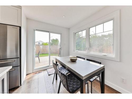 3072 Flanagan Court, Burlington, ON - Indoor Photo Showing Other Room