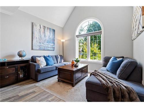 19 Mcnally Street, Georgetown, ON - Indoor Photo Showing Living Room