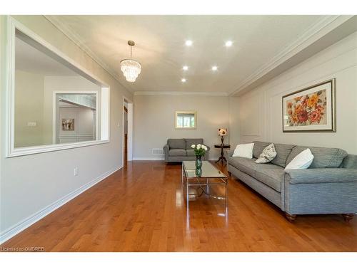 1428 Ferncrest Road, Oakville, ON - Indoor Photo Showing Living Room