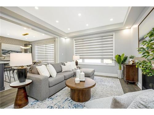 475 Violet Gate, Milton, ON - Indoor Photo Showing Living Room