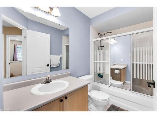 2070 Glenhampton Road, Oakville, ON - Indoor Photo Showing Bathroom