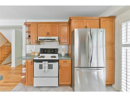 3196 Keynes Court, Mississauga, ON - Indoor Photo Showing Kitchen