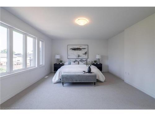 50 Halo Street, Hamilton, ON - Indoor Photo Showing Bedroom