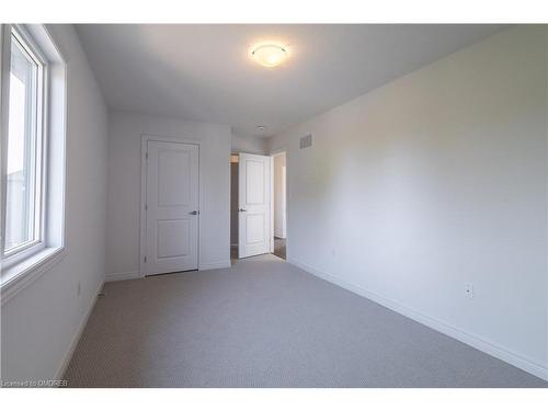 50 Halo Street, Hamilton, ON - Indoor Photo Showing Other Room