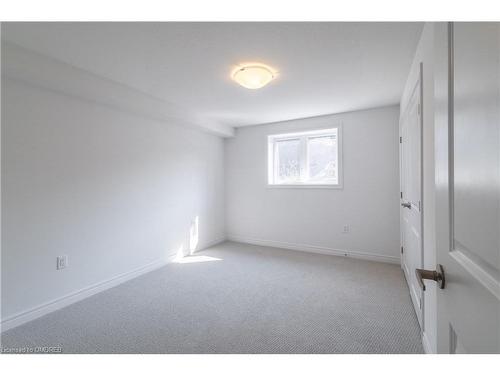 50 Halo Street, Hamilton, ON - Indoor Photo Showing Other Room