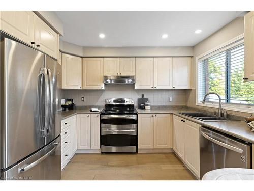 2486 Carberry Way, Oakville, ON - Indoor Photo Showing Kitchen With Double Sink