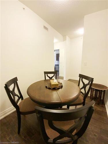 507-7167 Yonge Street, Thornhill, ON - Indoor Photo Showing Dining Room