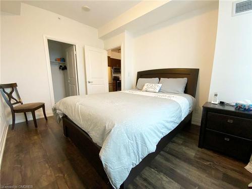 507-7167 Yonge Street, Thornhill, ON - Indoor Photo Showing Bedroom