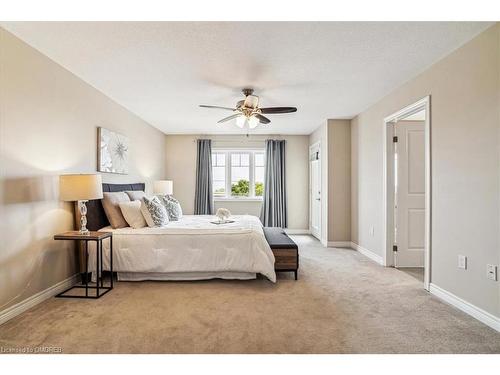 4-7 Lakelawn Road, Grimsby, ON - Indoor Photo Showing Bedroom