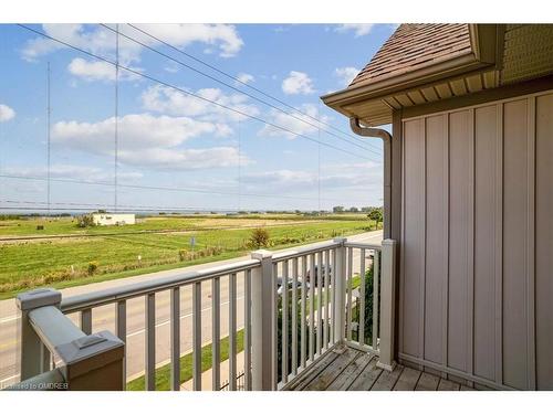 4-7 Lakelawn Road, Grimsby, ON - Outdoor With Balcony With Exterior