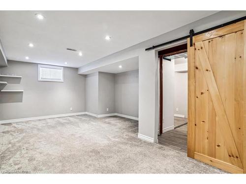 7 Lakelawn Road, Grimsby, ON - Indoor Photo Showing Basement