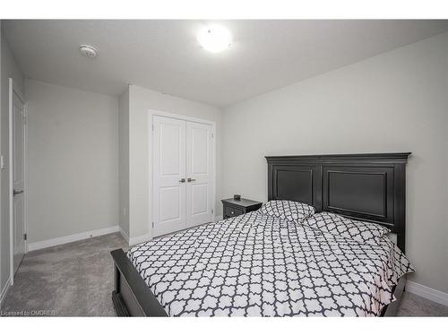 53-520 Grey Street, Brantford, ON - Indoor Photo Showing Bedroom