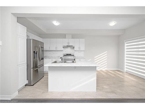 53-520 Grey Street, Brantford, ON - Indoor Photo Showing Kitchen With Stainless Steel Kitchen With Double Sink