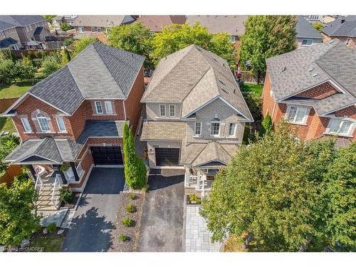 5429 Robjen Road, Burlington, ON - Outdoor With Facade