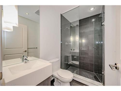 2411-8 The Esplanade, Toronto, ON - Indoor Photo Showing Bathroom