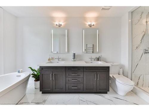 116 Maurice Drive, Oakville, ON - Indoor Photo Showing Bathroom