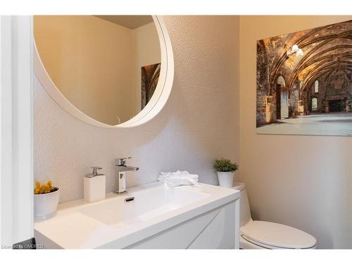 3301 Springflower Way, Oakville, ON - Indoor Photo Showing Bathroom