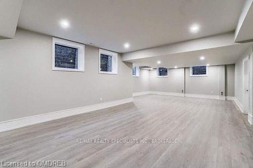 1404 Wren Avenue, Oakville, ON - Indoor Photo Showing Basement