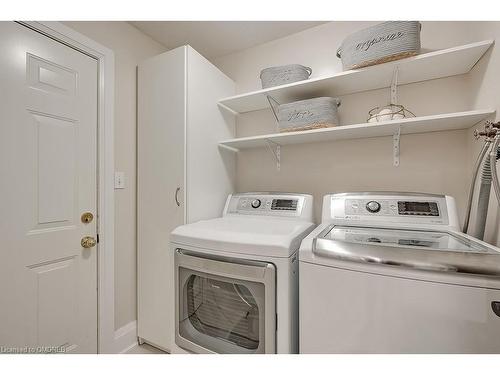 5217 Nova Crescent, Burlington, ON - Indoor Photo Showing Laundry Room