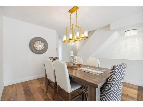 2-3122 Lakeshore Road W, Oakville, ON - Indoor Photo Showing Dining Room