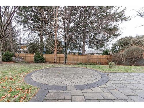 229 Simon Drive, Burlington, ON - Outdoor With Backyard