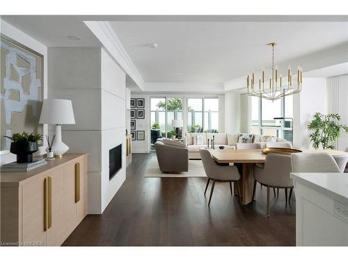 804-2060 Lakeshore Road, Burlington, ON - Indoor Photo Showing Dining Room