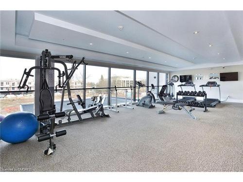 221-128 Garden Drive, Oakville, ON - Indoor Photo Showing Gym Room