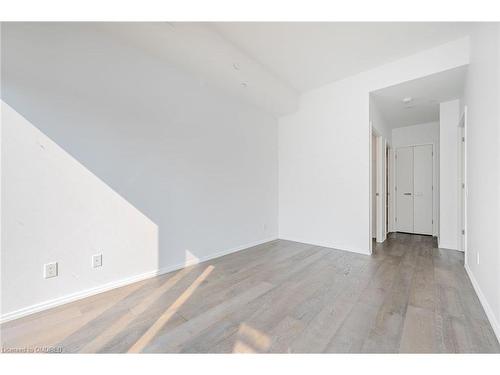 1603-5 Soudan Avenue, Toronto, ON - Indoor Photo Showing Other Room