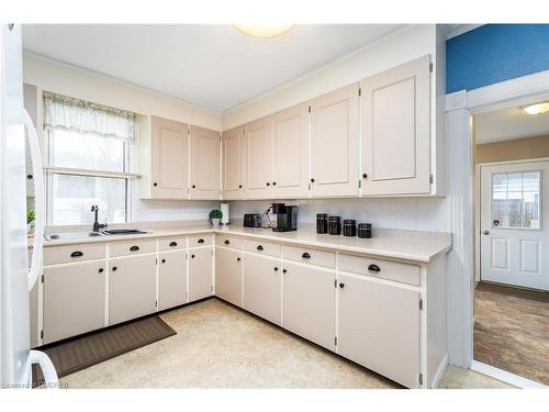 14 Noble Street, Norval, ON - Indoor Photo Showing Kitchen