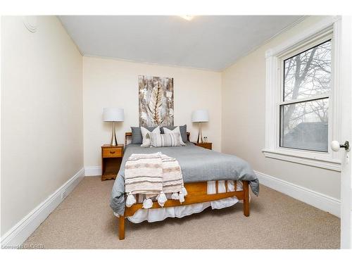 14 Noble Street, Norval, ON - Indoor Photo Showing Bedroom