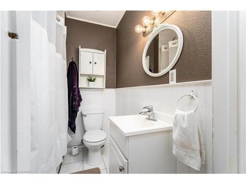 14 Noble Street, Norval, ON - Indoor Photo Showing Bathroom