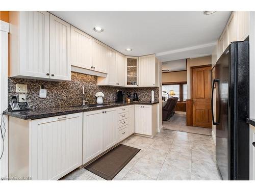 14 Noble Street, Norval, ON - Indoor Photo Showing Kitchen