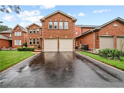 2940 Harvey Crescent, Mississauga, ON - Outdoor With Facade